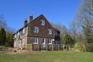 side & rear elevation - click for photo gallery